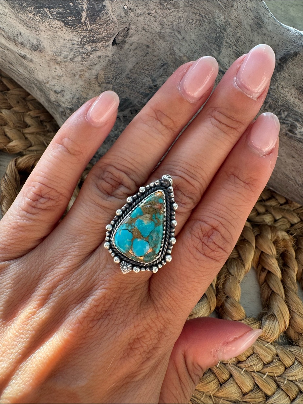 🤩💥LARGE GENUINE TURQUOISE TEAR DROP RING